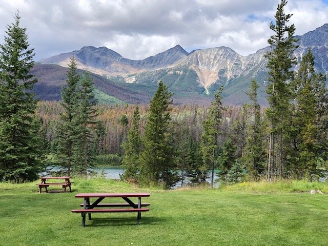 帕特里夏湖度假村主图