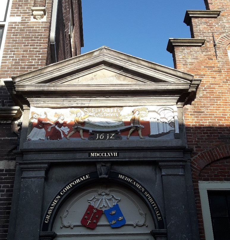 Gasthuis Huisjes (van het vroegere St. Elisabeth's Gasthuis)-哈勒姆必去景点