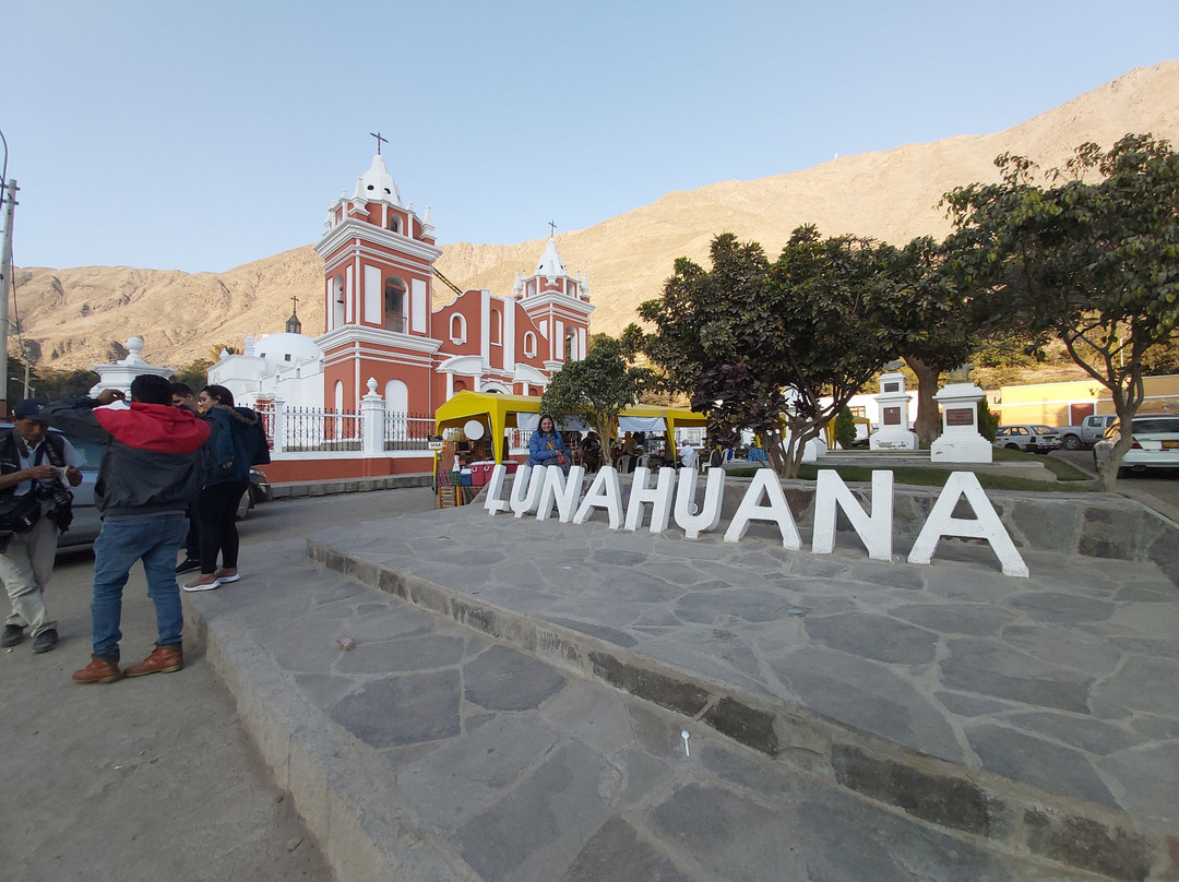 Hotel Embassy Lunahuana主图