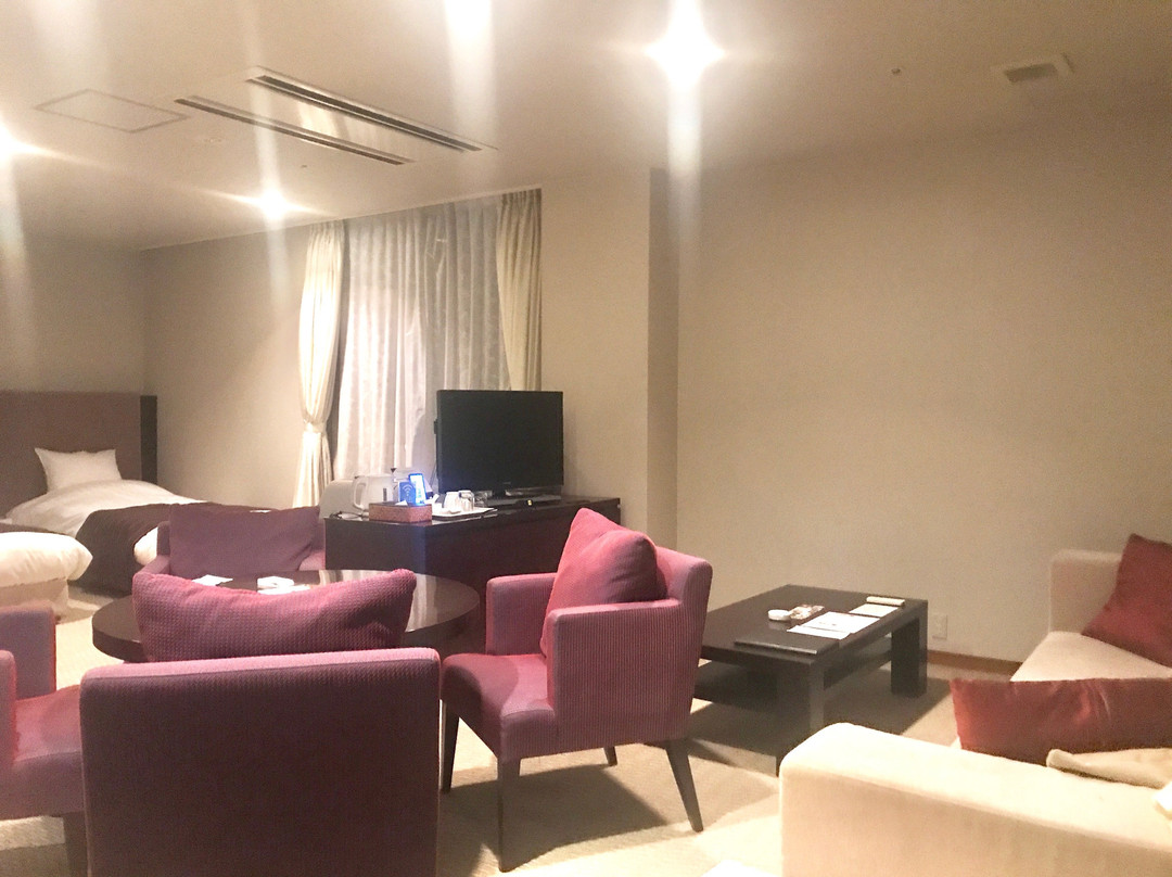 Hotel Crystal Palace主图