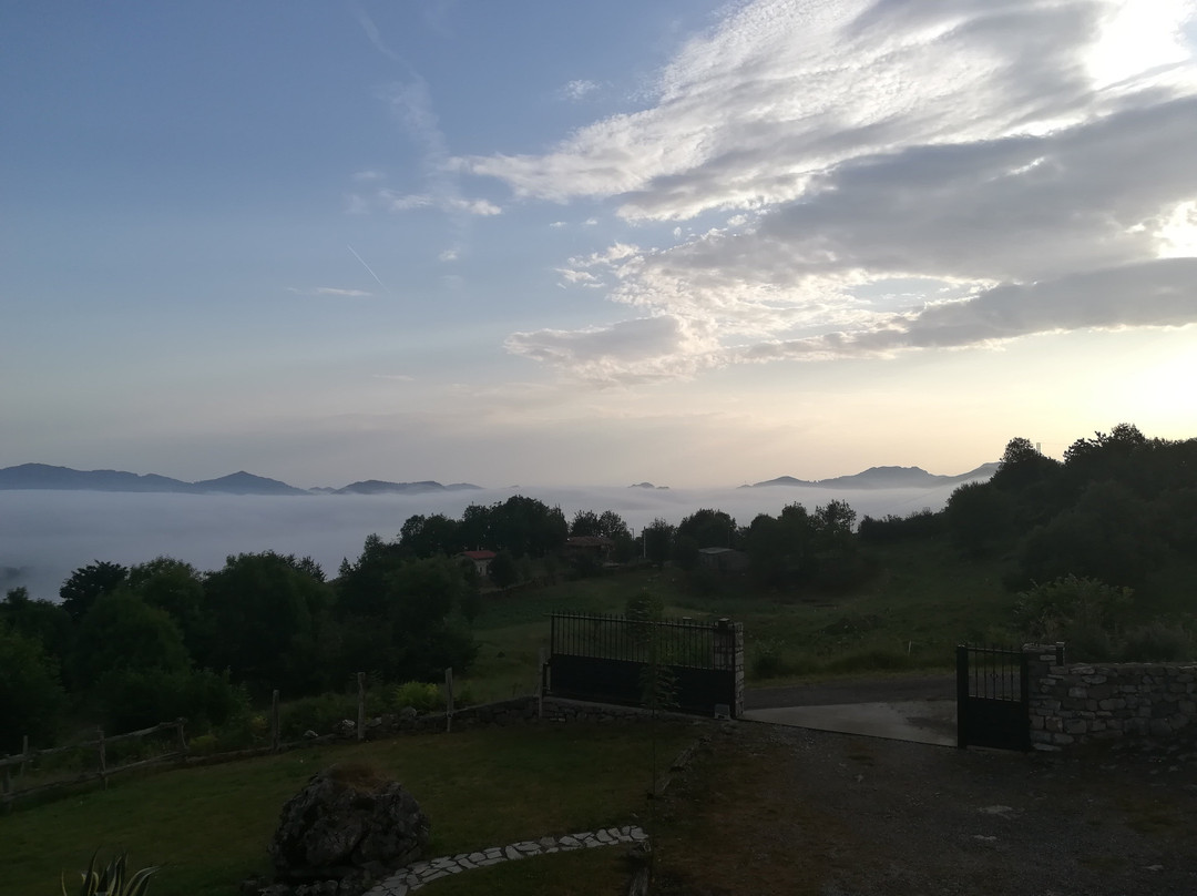 埃克凡图德阿斯托克乡村民宿主图