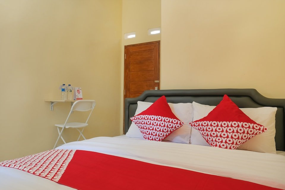 OYO 895 Mahameru Residence主图