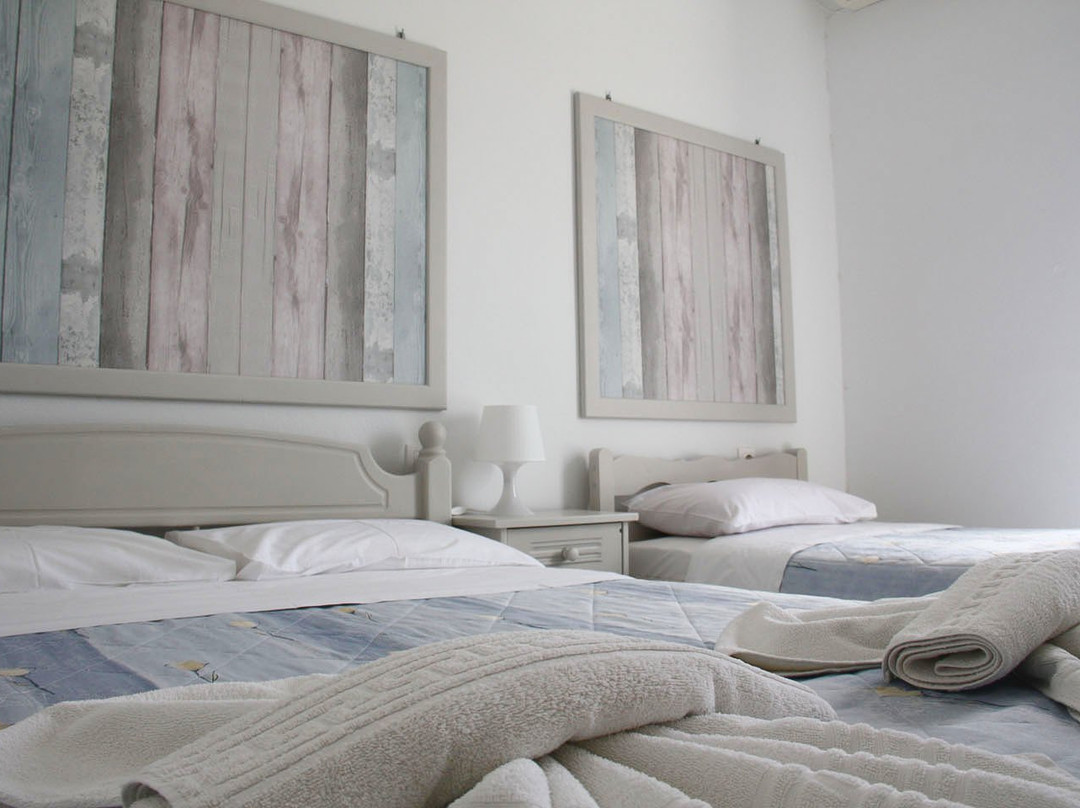 Calypso Apartments主图