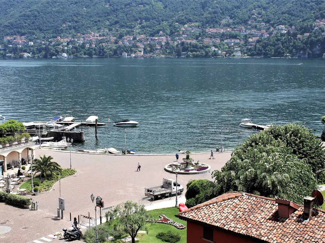 蕾佳娜欧尔嘉酒店主图