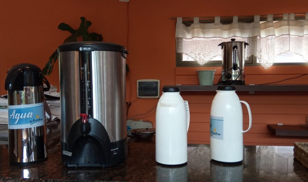 Complejo La Aventura主图