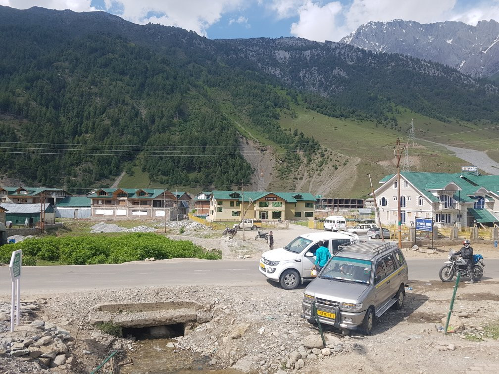 Hotel Divine Inn主图