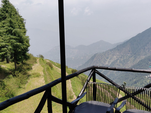 Aamod at Dalhousie主图