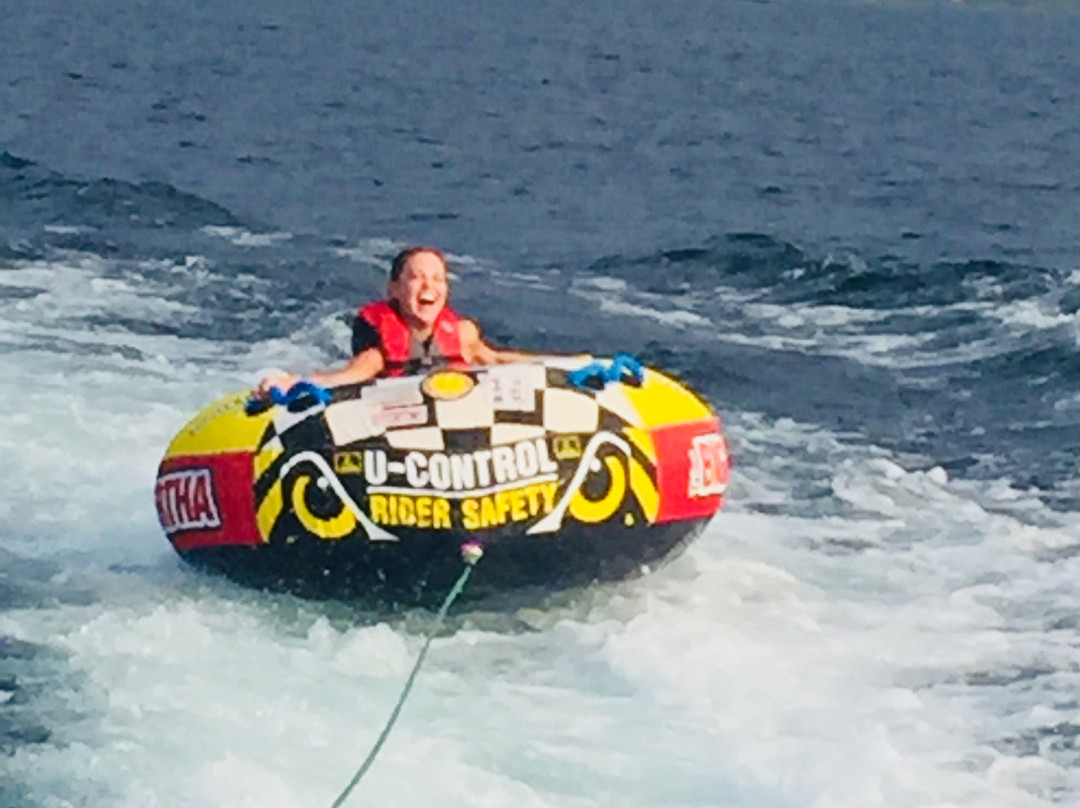 Old Faithful Watersports-Woods Bay必去景点