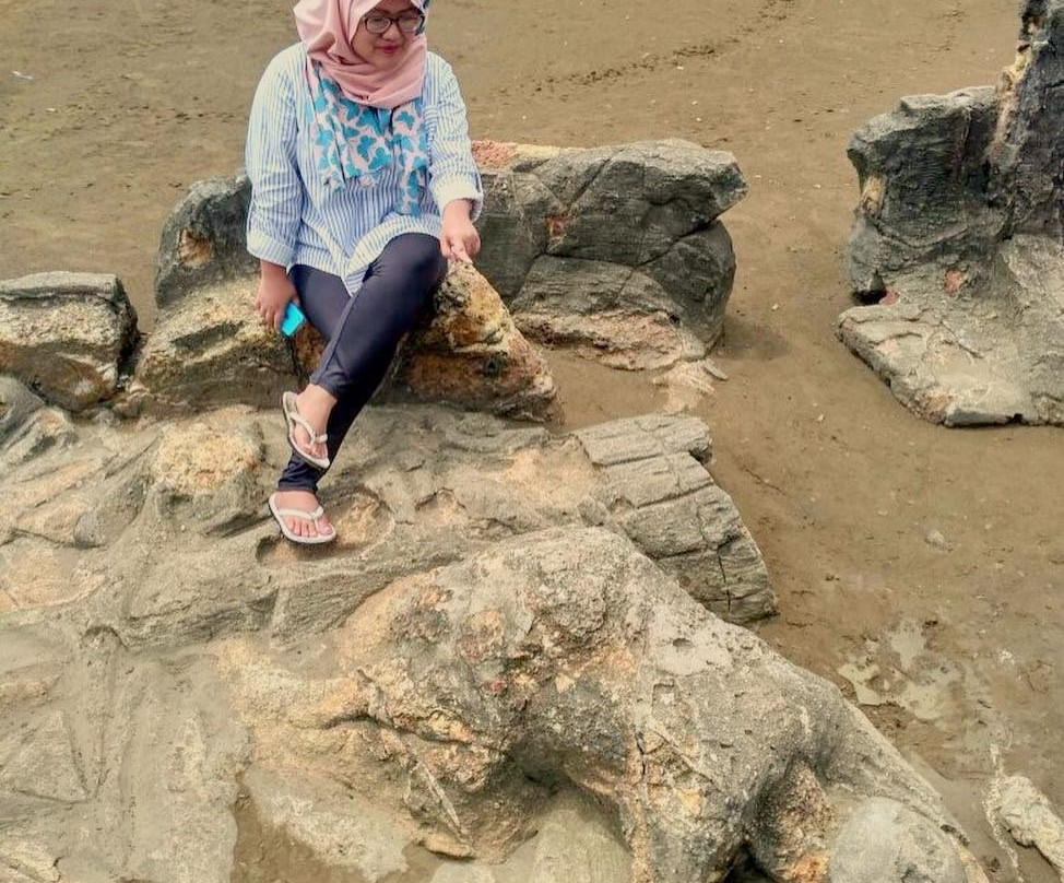 Malin Kundang Stone-巴东必去景点