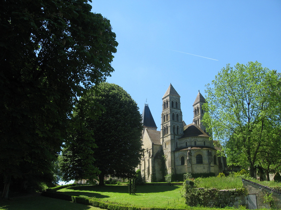 Abbaye de Morienval景点图片