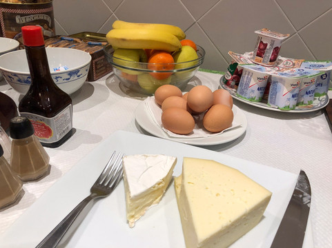 十字架酒店主图