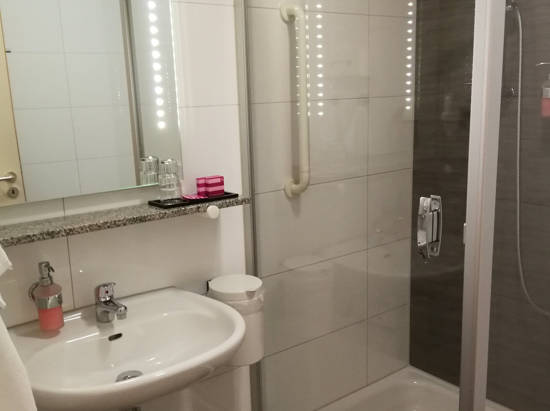 莱茵城市俱乐部酒店主图