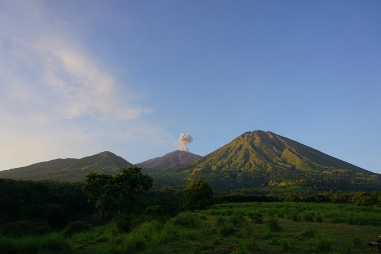 Sangiang Api-Bima必去景点