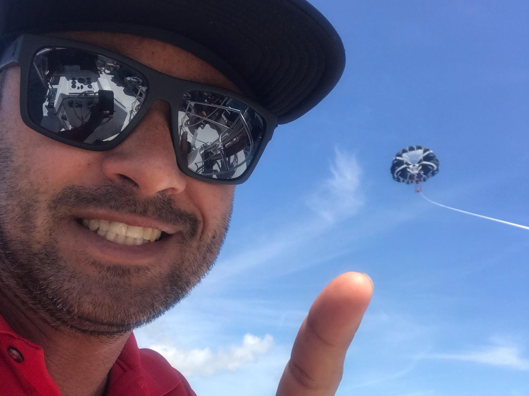 High Life Parasail-庞帕诺比奇必去景点