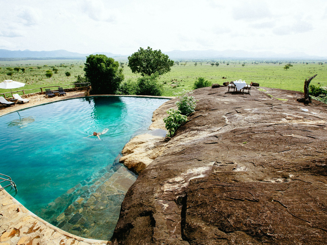 Apoka Safari Lodge