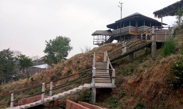 Koliabur Manor主图