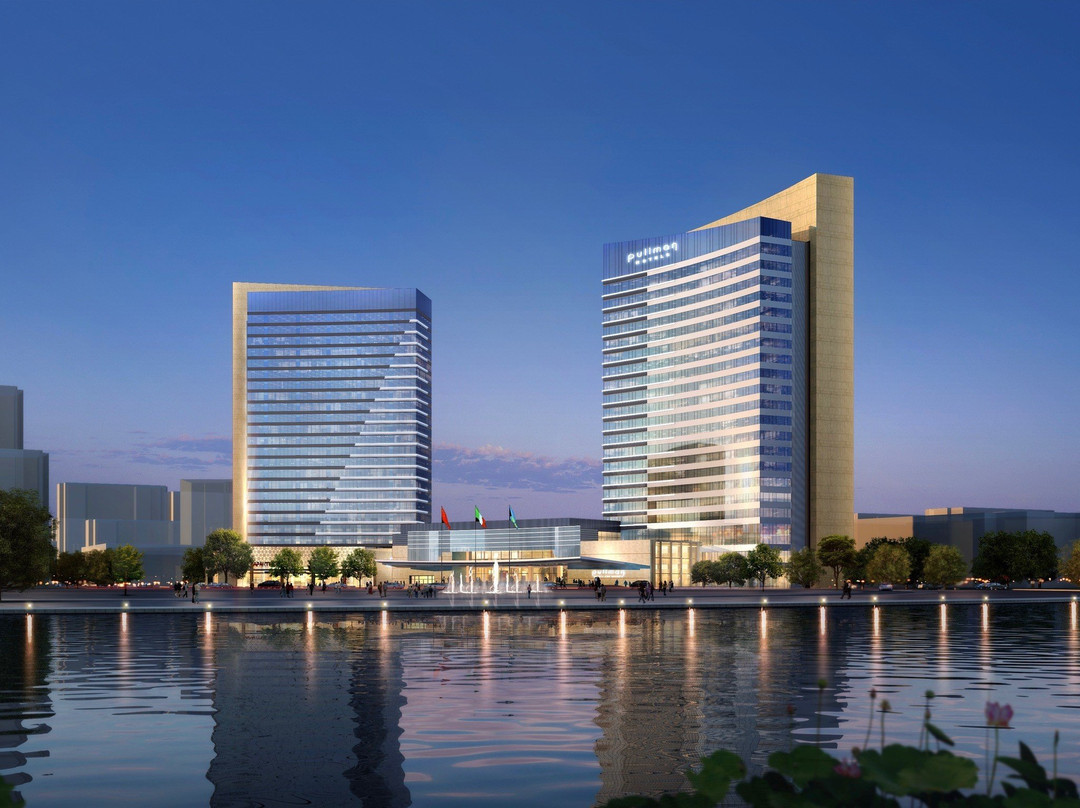 上海卓越铂尔曼大酒店主图