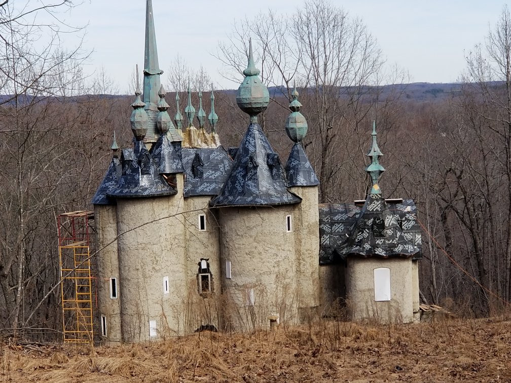 Castle Mont Rouge-Rougemont必去景点