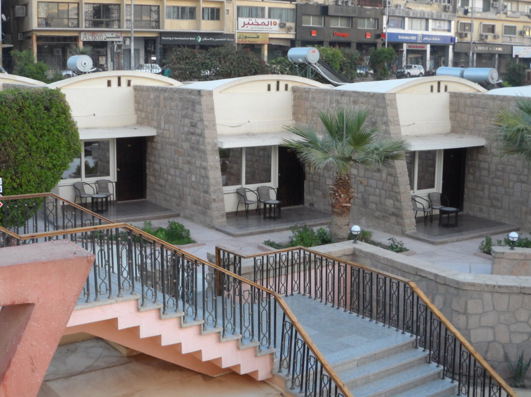 普拉米萨伊西斯海滨度假村主图