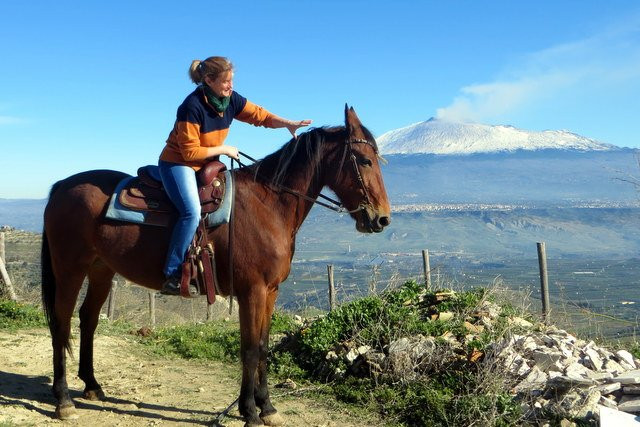 Centro Volteggio ed Equitazione Sole dell'Etna-Belpasso必去景点