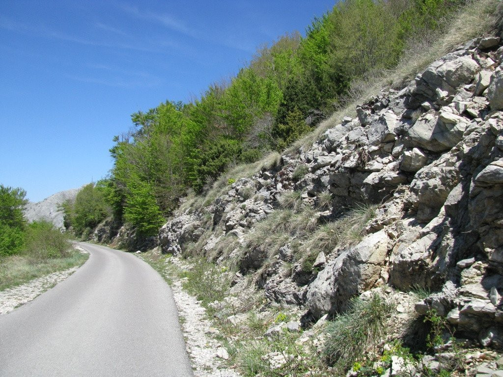 Viewing Point at the Road Kotor-Lovcen景点图片