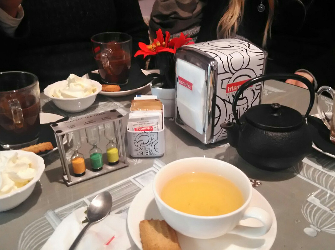 Momenti per The景点图片