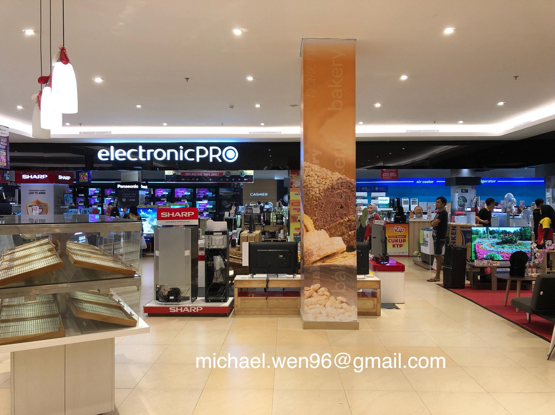 Transmart Cirebon-井里汶必去景点