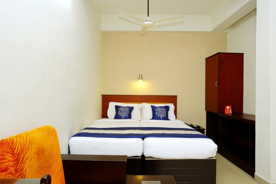 Hotel Thamburu International主图