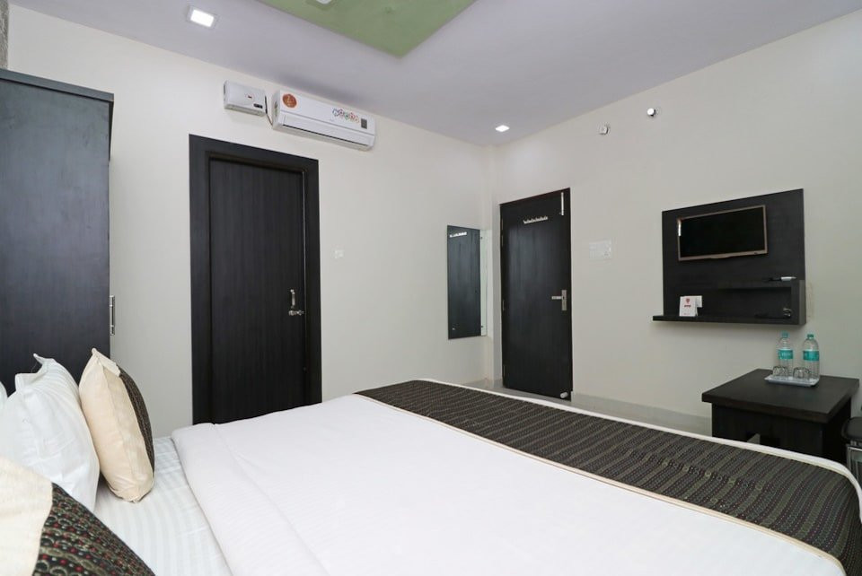 10133 Hotel Rama Grand HS主图