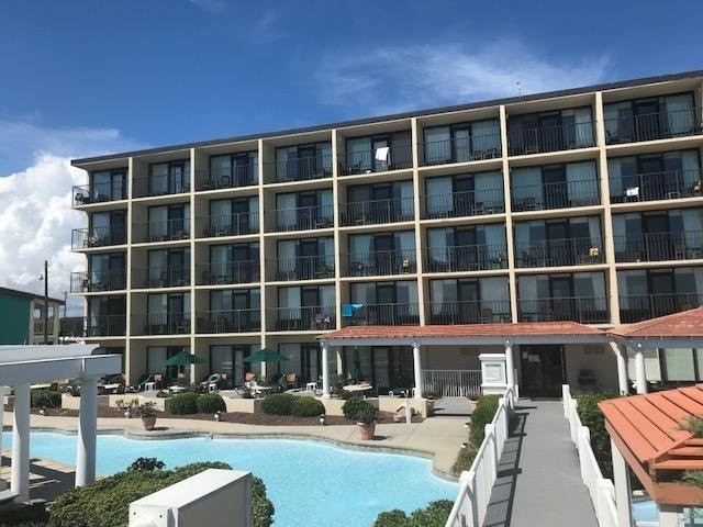 Windjammer Inn主图