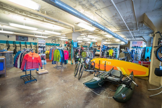 Roanoke Mountain Adventures-罗阿诺克必去景点