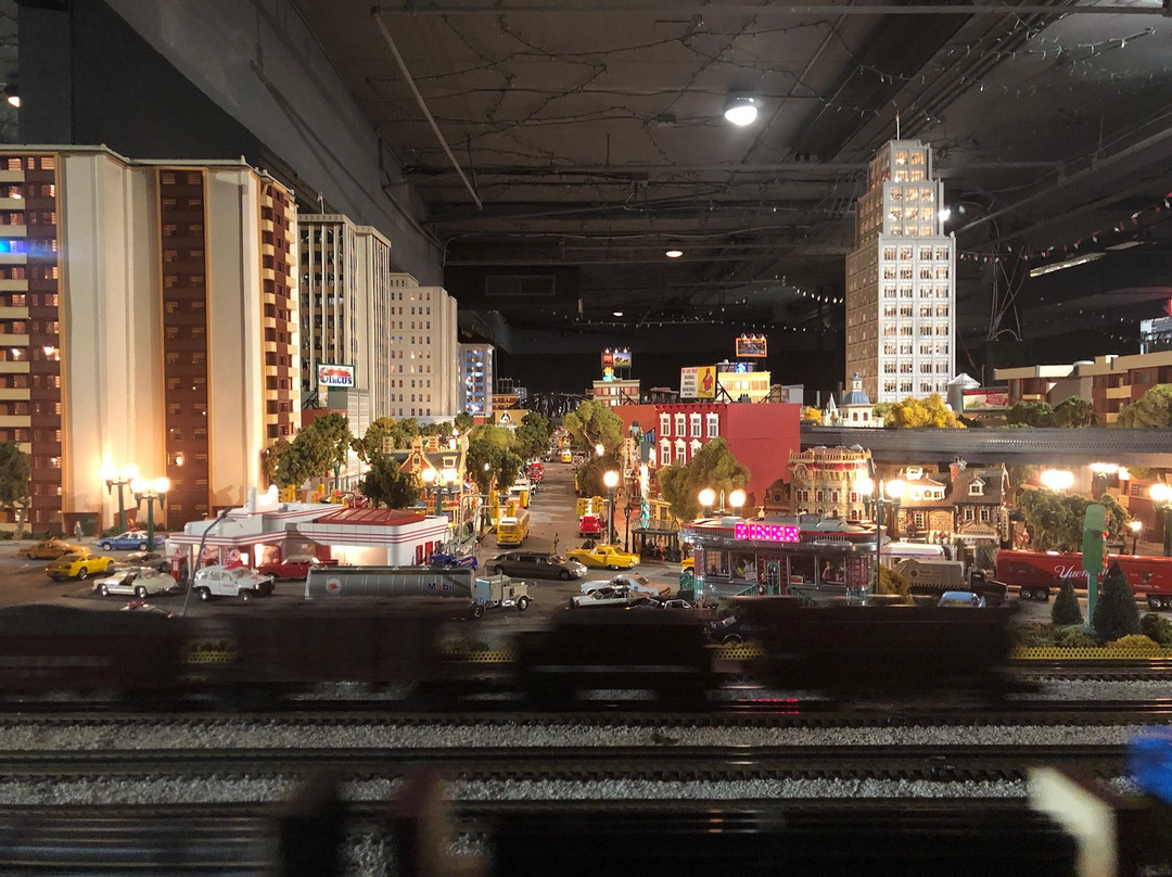 Merchants Square Model Train Exhibit景点图片