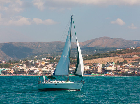 Ariadne Sailing Trips-雷斯蒙必去景点
