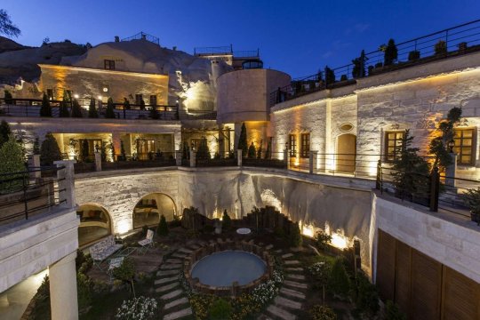 卡帕多奇亚乌托邦洞穴酒店-官方