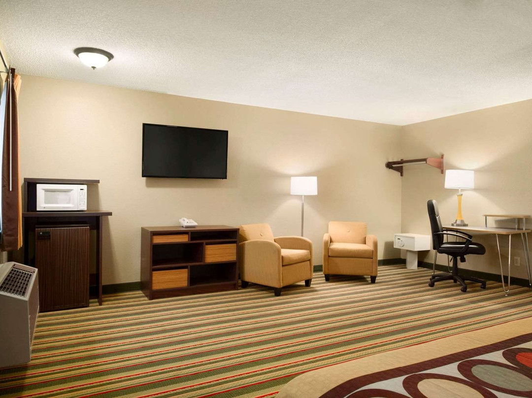 Super 8 by Wyndham Rantoul主图