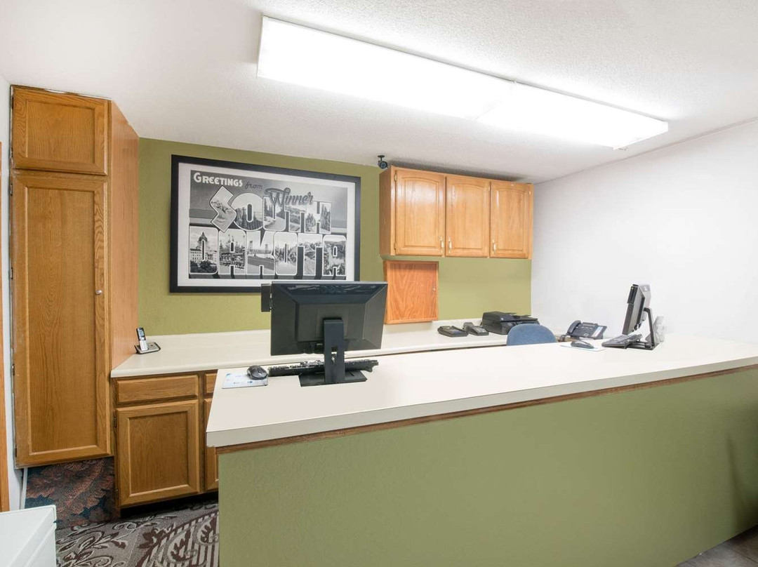 温纳速 8 酒店主图