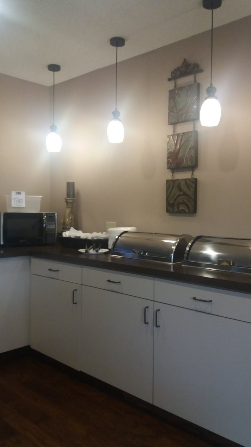 Ten Pin Inn & Suites-餐饮