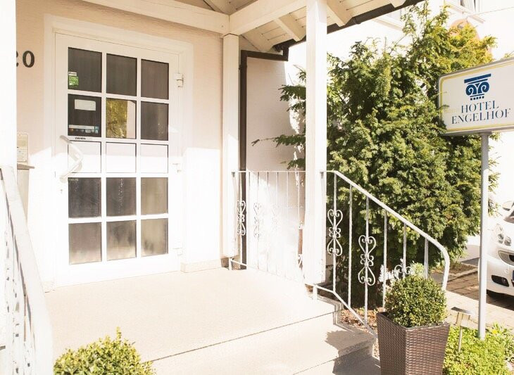 恩格尔霍夫酒店主图