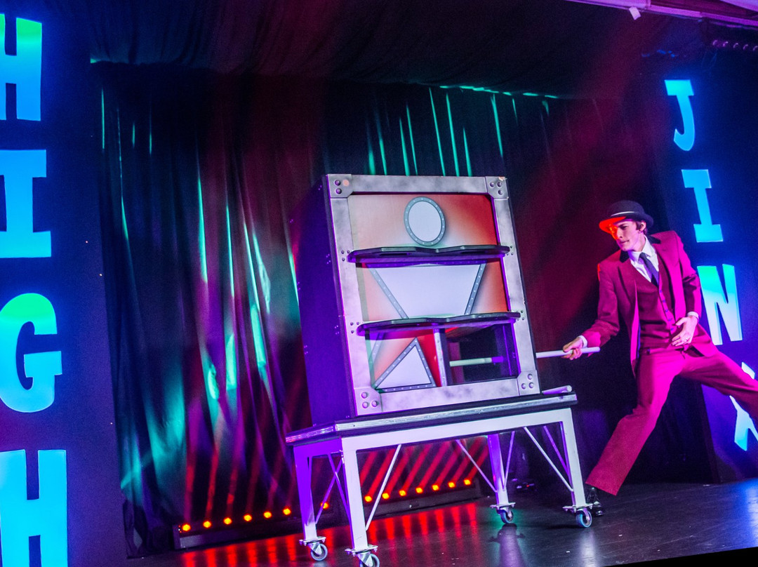 High Jinx Magic And Illusion Show-黑潭必去景点