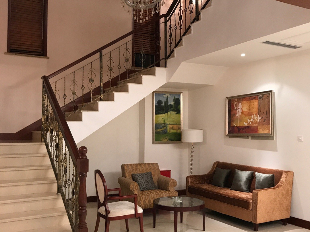 多伦香江假日酒店主图