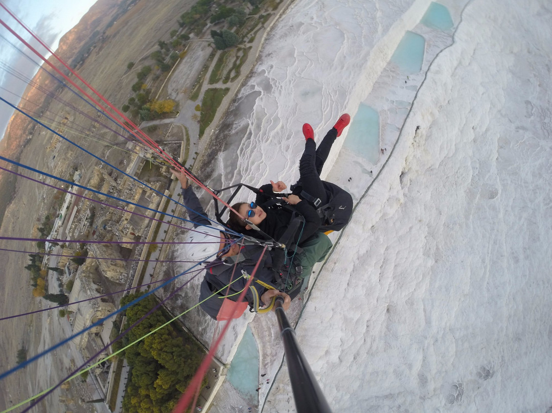 Pamukkale Tandem Paragliding-巴穆卡丽必去景点