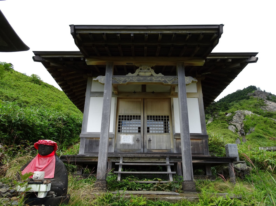 Manza Kumashiro Cave景点图片