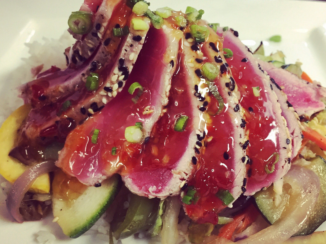 Clarence餐馆和美食-The Hollow Bistro & Brew