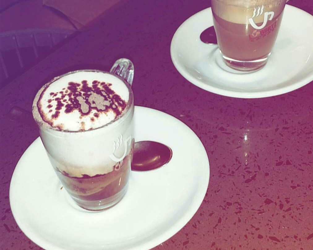 Victor Cafe'-Aprilia必去景点