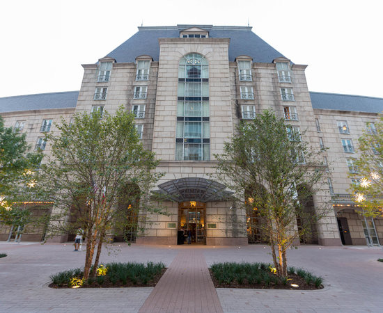 Hotel Crescent Court