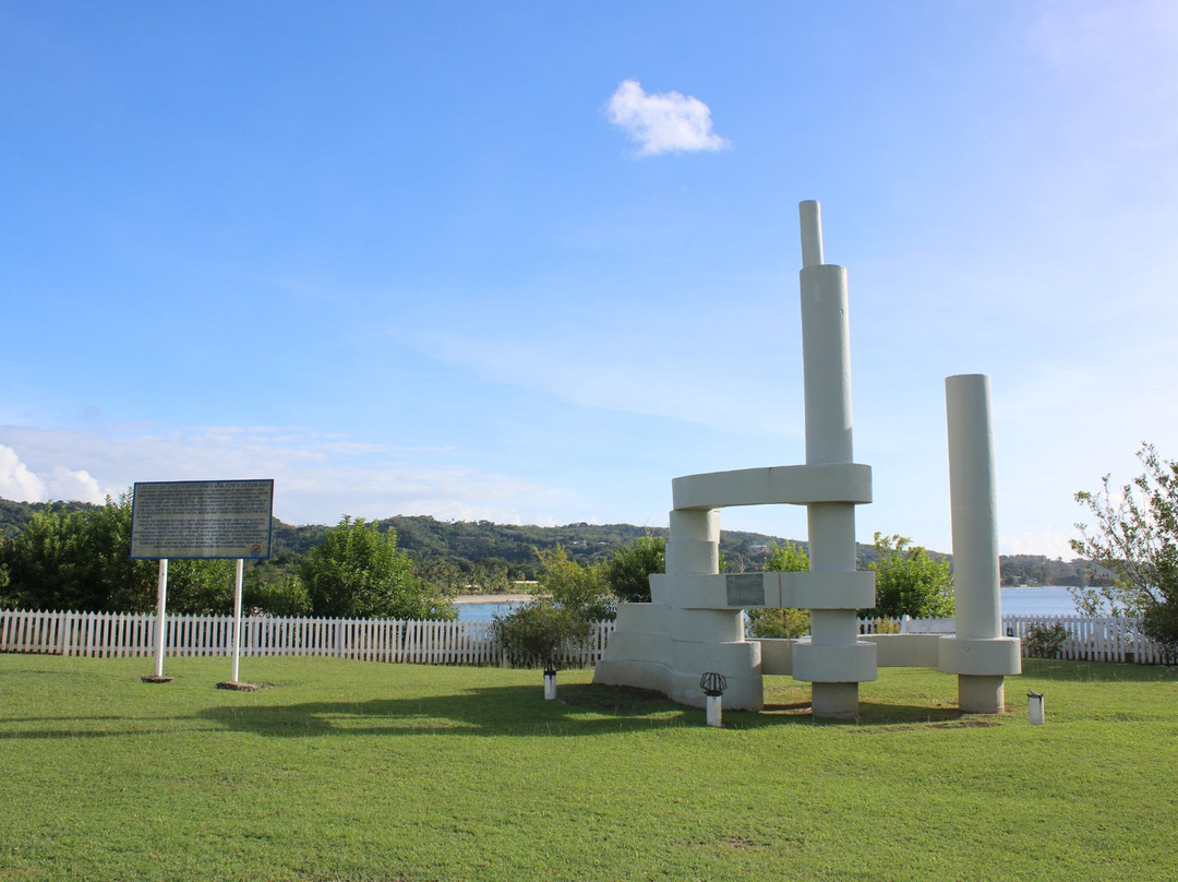 Courlander Monument-Plymouth必去景点