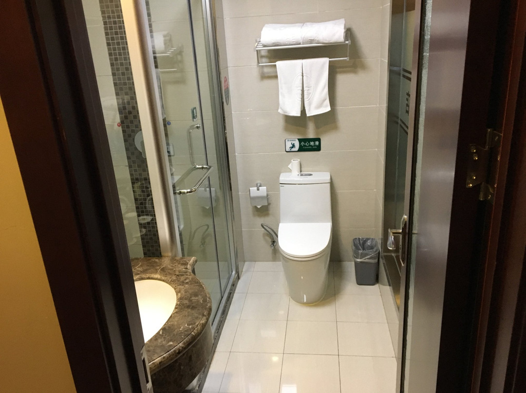 格林豪泰辽源中康街隆基华典商务酒店主图