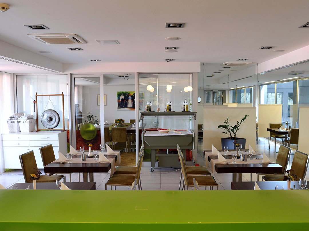 Jaslovske Bohunice酒店住宿-Hotel Empire