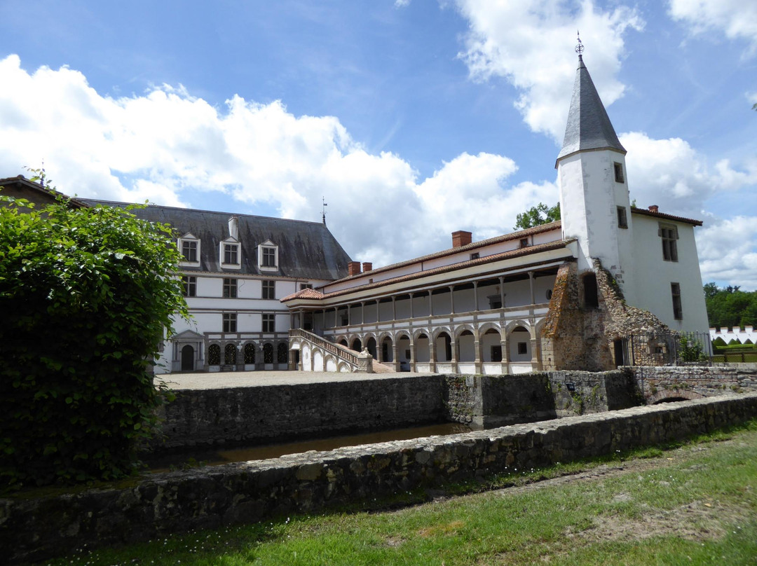 Pouilly-les-Feurs旅游攻略图片