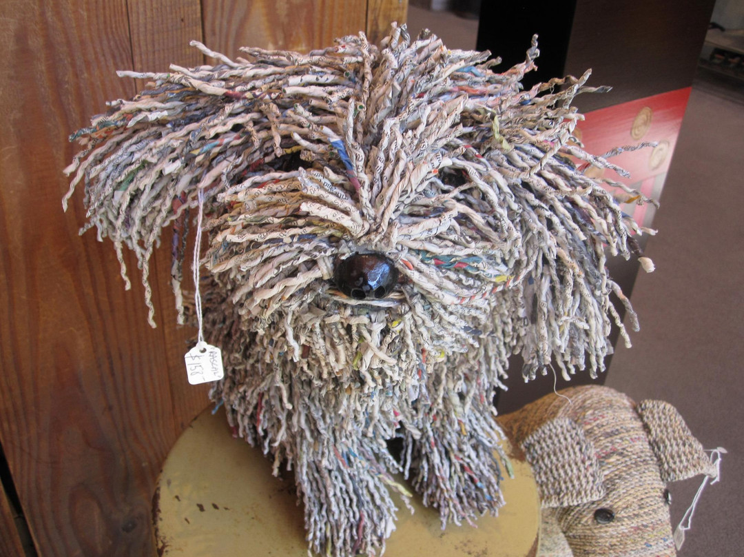 Two Moons Gallery and Gifts-拉康纳必去景点